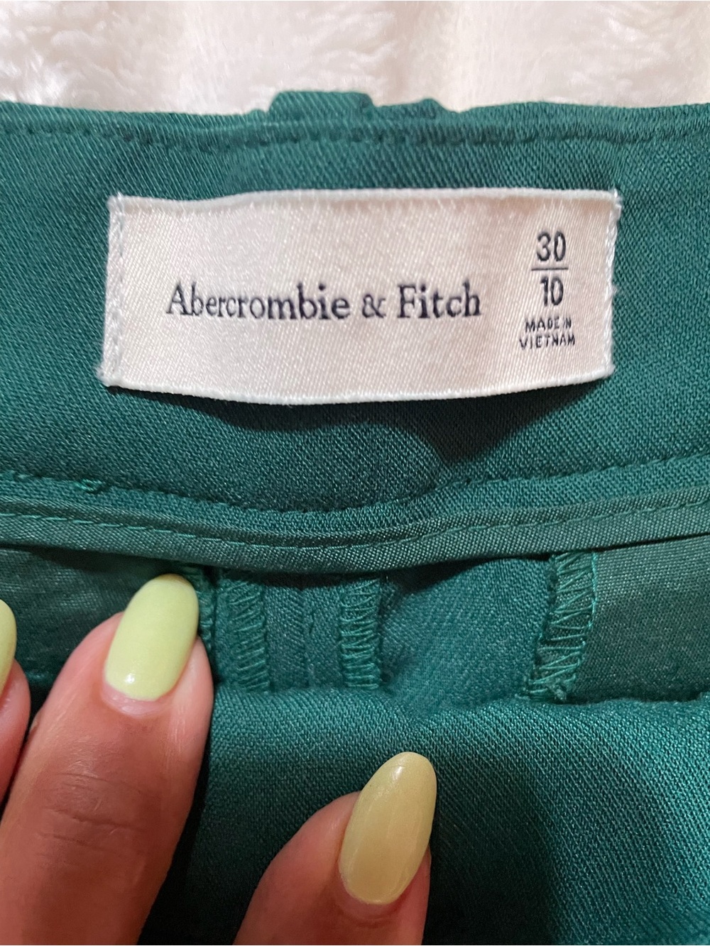 Abercrombie & Fitch Wide-Leg High-Rise Pants in Forest Green - Picture 2 of 16